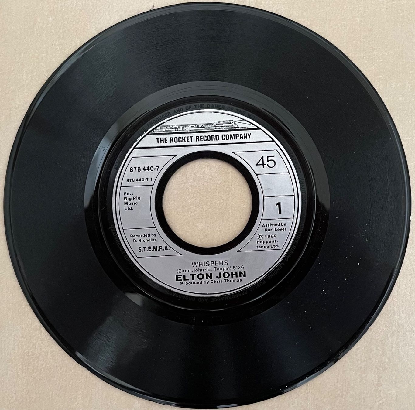 Schallplatten: ELTON JOHN - WHISPERS – Gebraucht aus Bussigny von vinyl-pas-cher