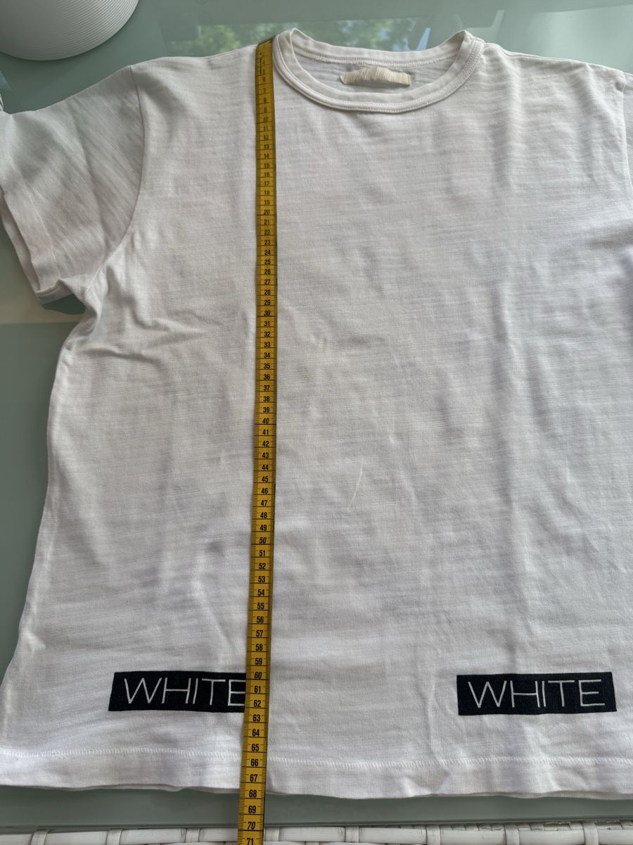 Off-White T-shirt: Off-White T-Shirt, Top Zustand – Usato da zürich venduto da Bailey17 6