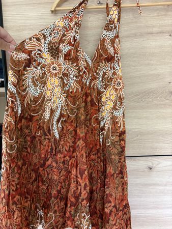 Kleid Floral Pattern Halter Neck gr M