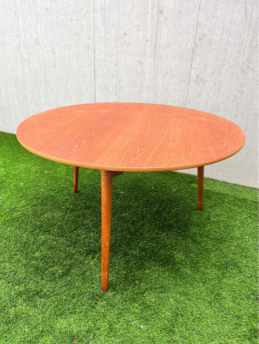 Tischset: Dänischer Esstisch mit Stühlen (Hans Wegner) – Gebraucht aus Küsnacht ZH von Quiti 6