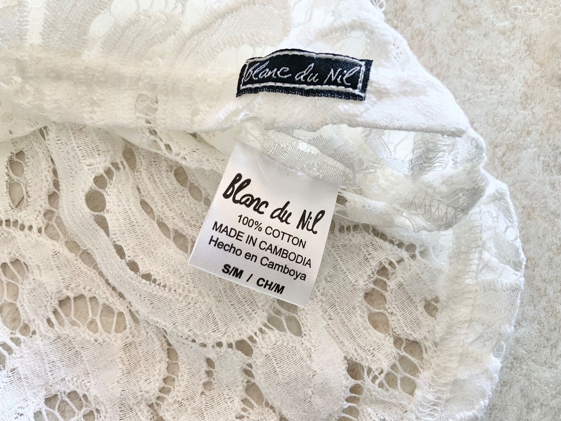 T-shirt: elegantes Spitzenshirt Gr. S / 100% Baumwolle – Usato da Grünen venduto da Coia 1