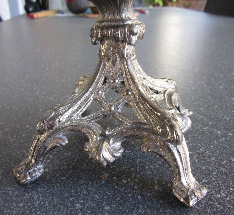 Skulpturen & Statuen: Skulptur, Ständer, Putti auf Kugel messingfarben – Gebraucht aus Bischofszell von raika 5