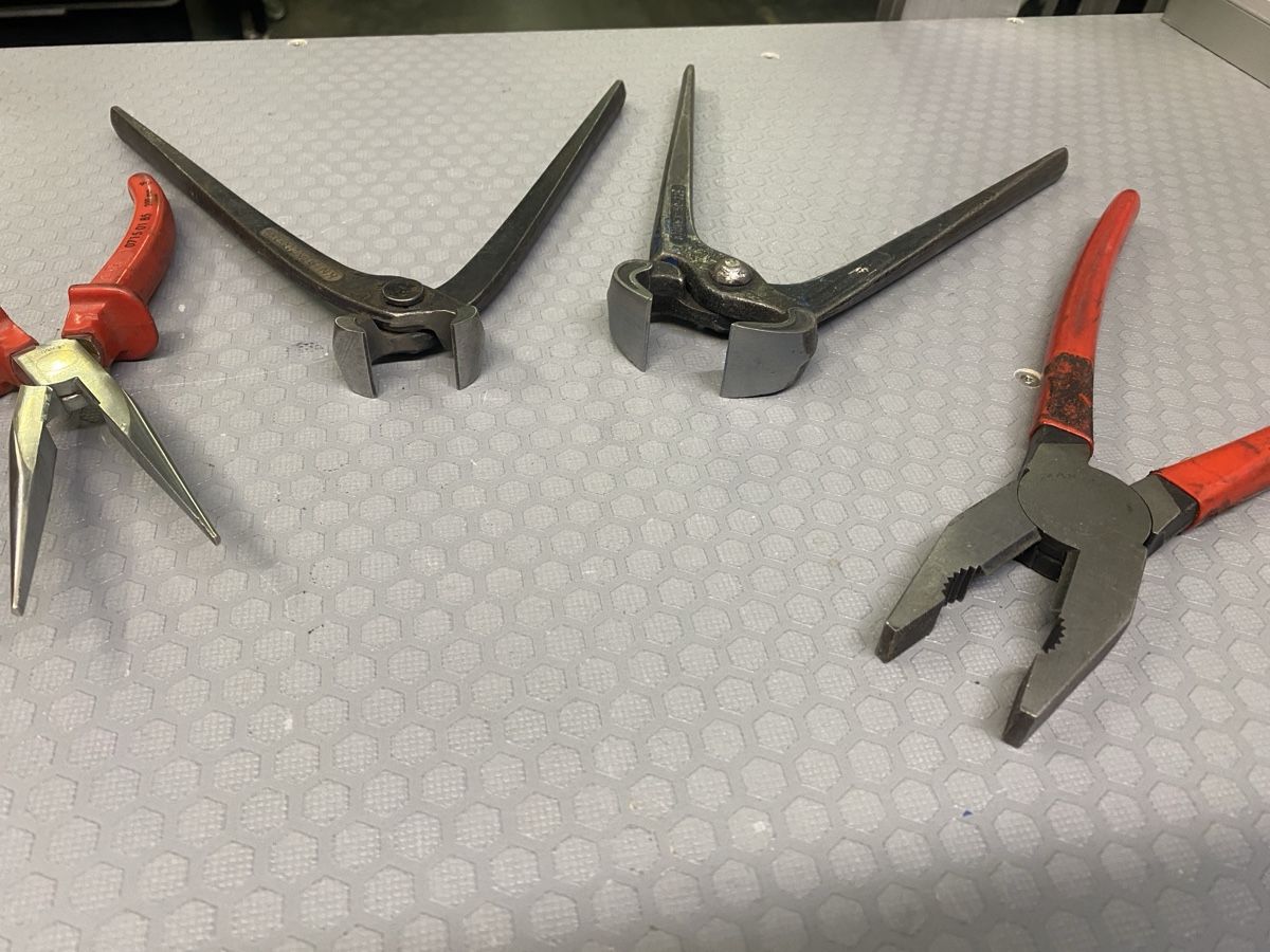 Knipex Tutti gli attrezzi: Lot Knipex Zangen ab 1.- – Usato da Wabern venduto da HK-Design 3
