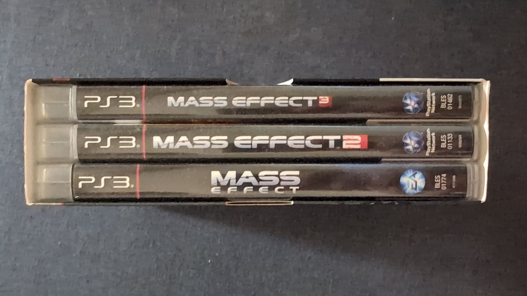 Jeux: Mass Effect Trilogy (1+2+3) PS3 – D'occasion à Zürich par man_8hdl 3