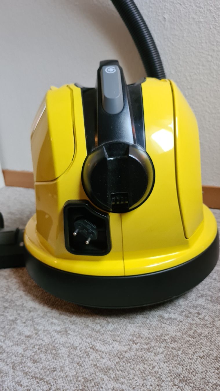 Kärcher Aspirapolveri & Accessori: Kärcher Staubsauger VC 6 Premium – Usato da Olten venduto da daxfox 7