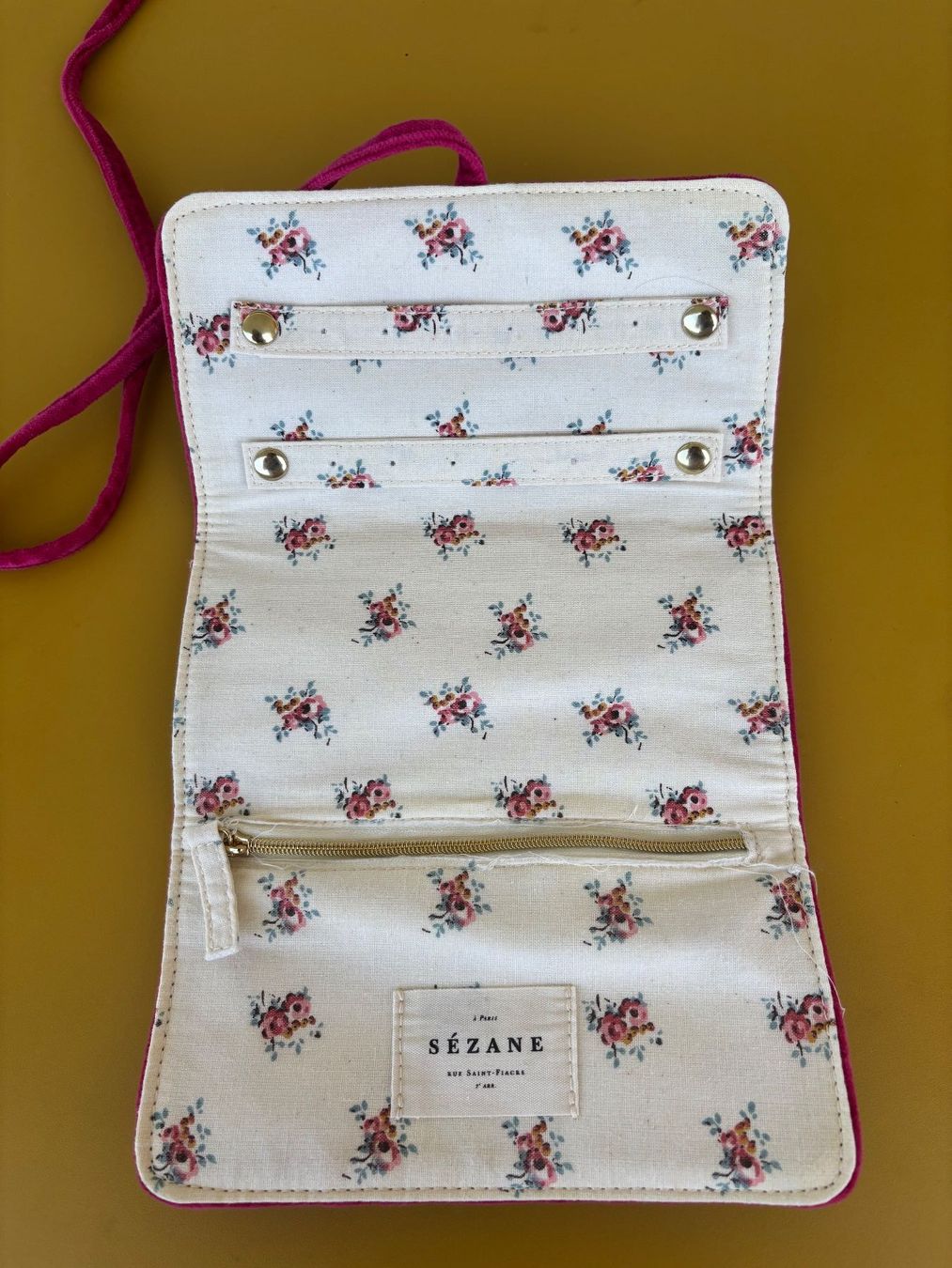 Sezane Sacs: SEZANE Schmuck Täschchen pinker Samt – D'occasion à Zürich par missmodernage 3