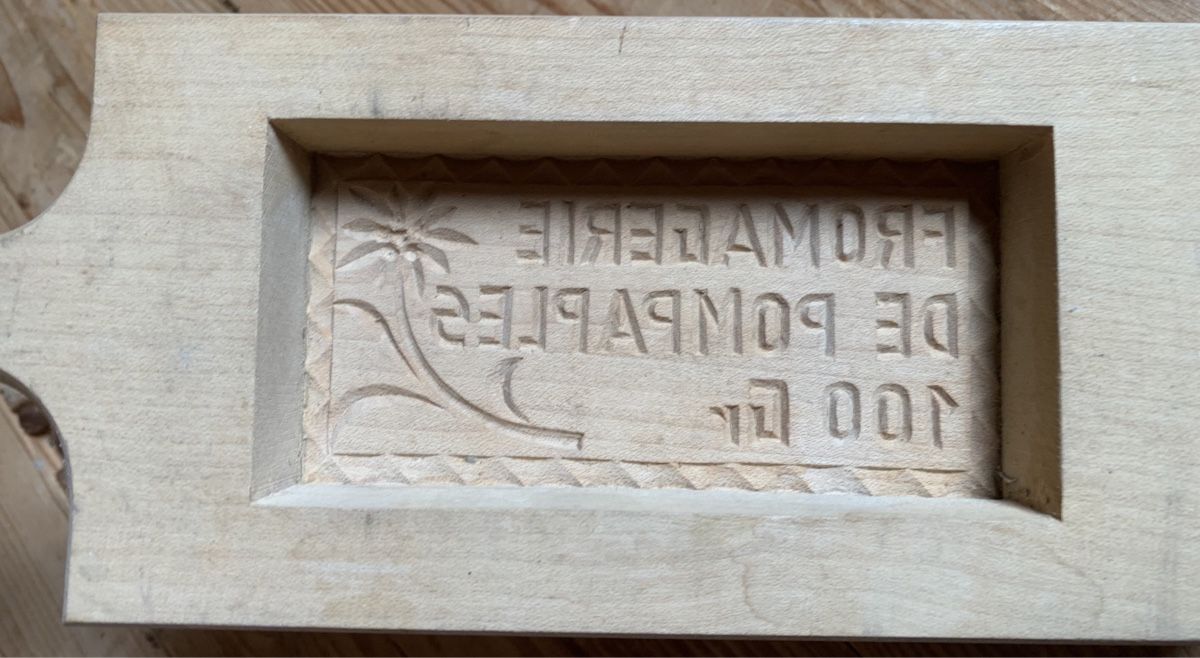 Elettrodomestici da cucina: 2 Butter-Model aus Holz – Usato da Goldingen venduto da Bergler012 4