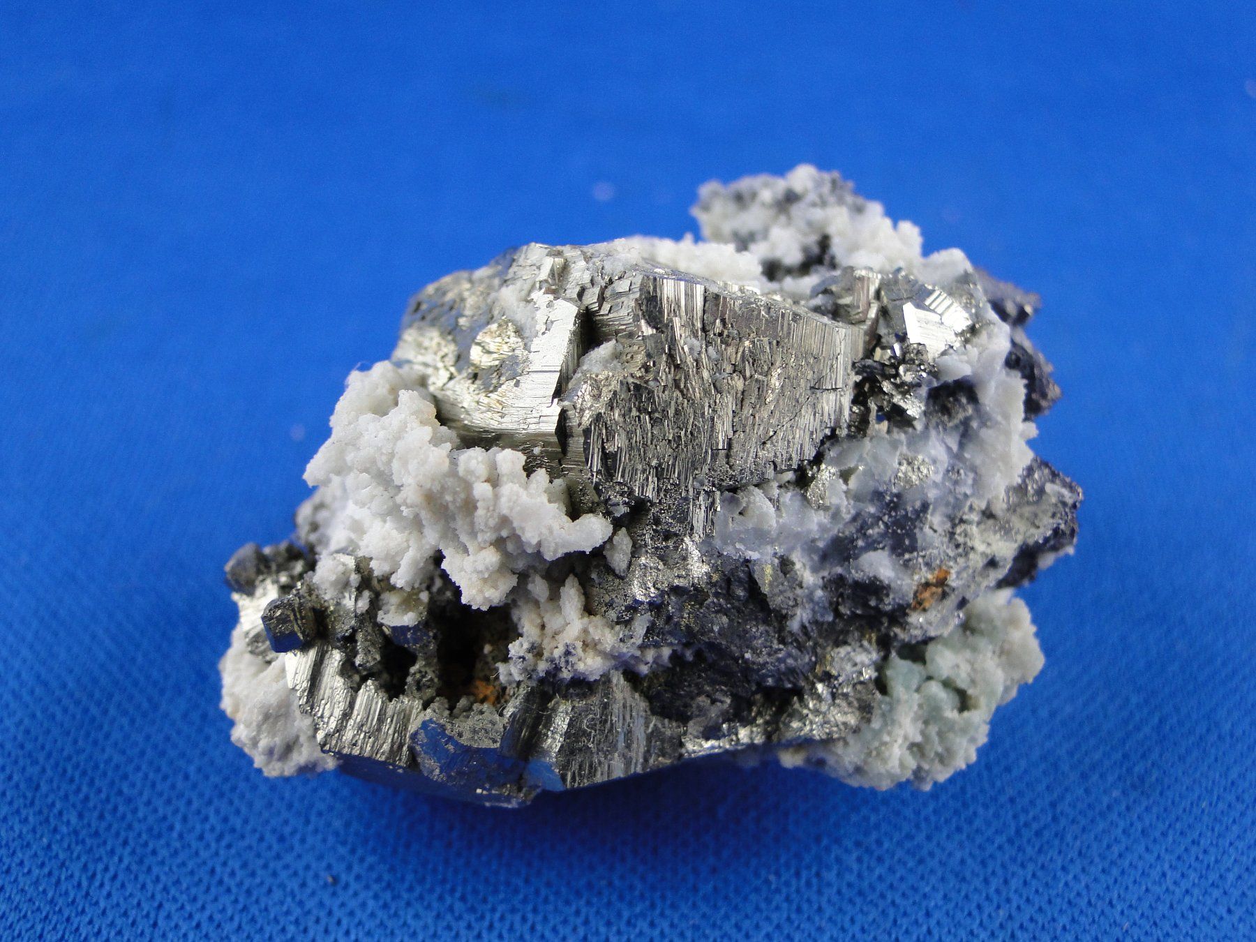 Minerali & Pietre curative: Pyrit-Schwimmer – Usato da Schinznach Bad venduto da Demerald