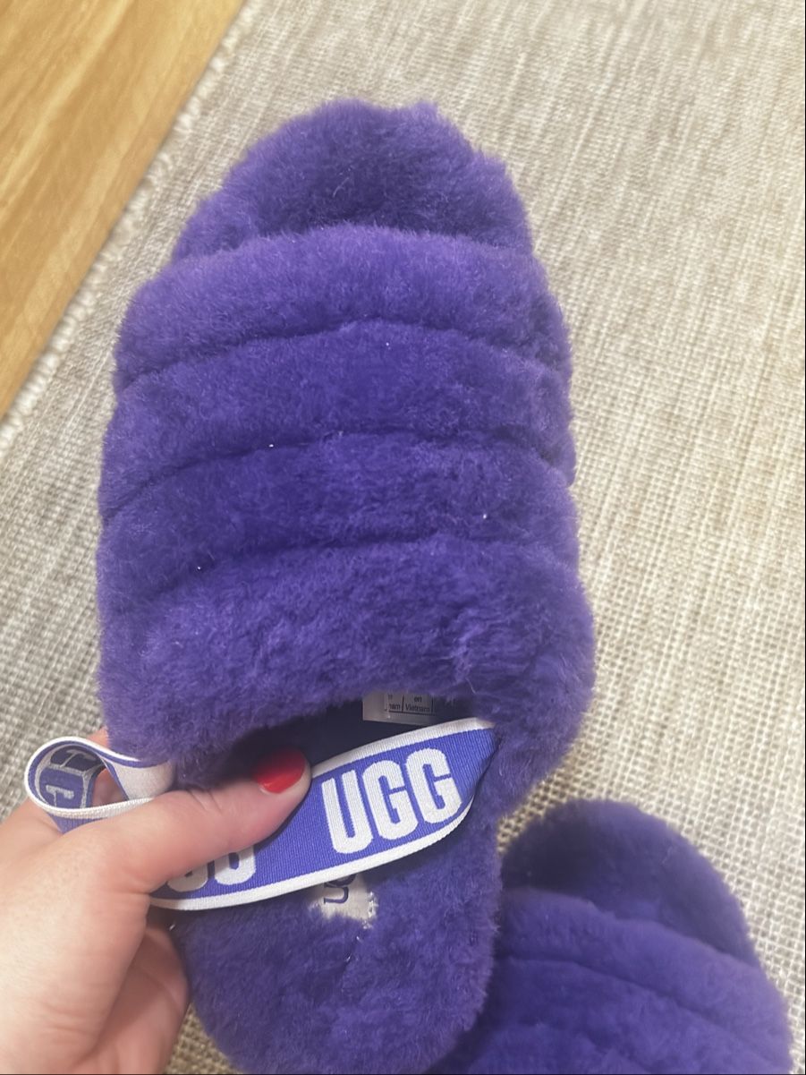 Ugg Scarpe da donna: UGG Fluffy Purple Slides Size EU – Nuovo (secondo la descrizione) da Pully venduto da mar_sy8r 2