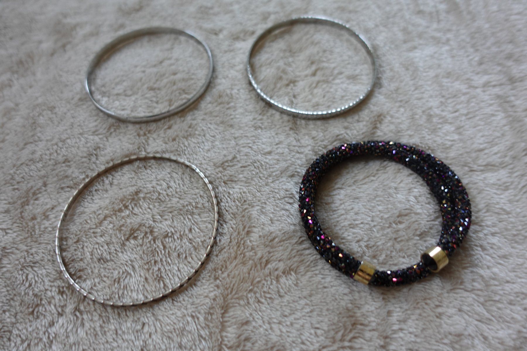 Altri gioielli: 1 schönes 41 teiliges Modeschmuck Set – Usato da rorschach venduto da Babsi64 4
