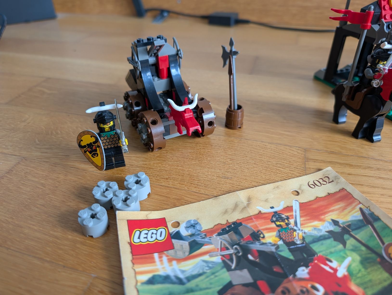 Lego Kit di costruzioni: Lego Bull's Attack 6096 and 6032 – Usato da Neuchâtel venduto da lynne_mo 5