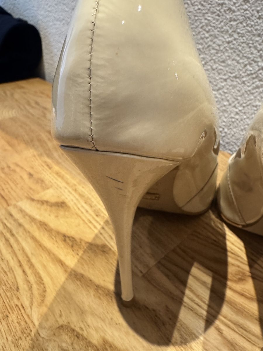 Scarpe da donna: High Hells L‘intervalle Nude Gr.37 – Usato da Hubersdorf venduto da caruchiya 2