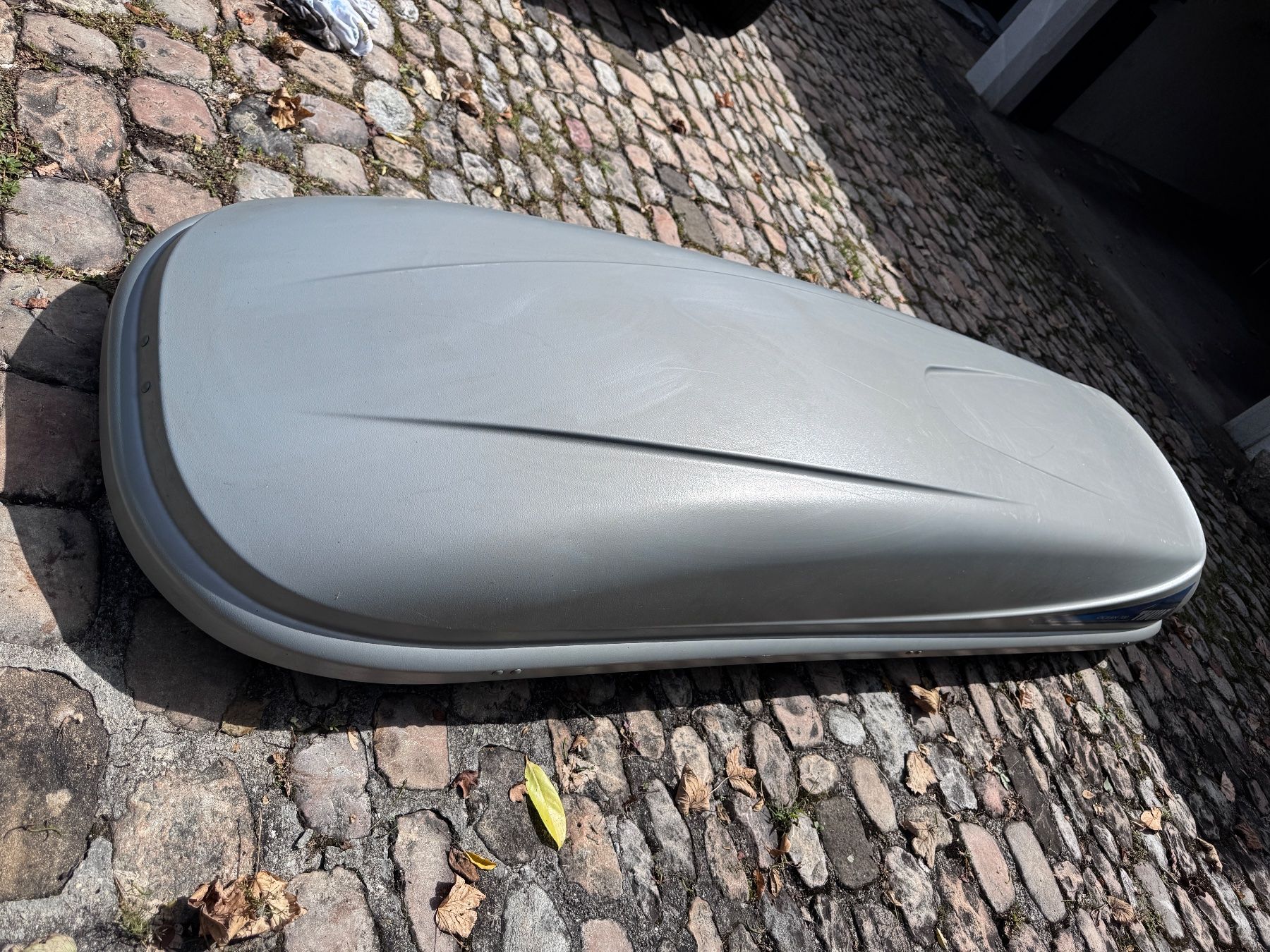 Thule Box da tetto: Dachbox Thule Ocean 700 mit Träger – Usato da Solothurn venduto da RetoN01 3