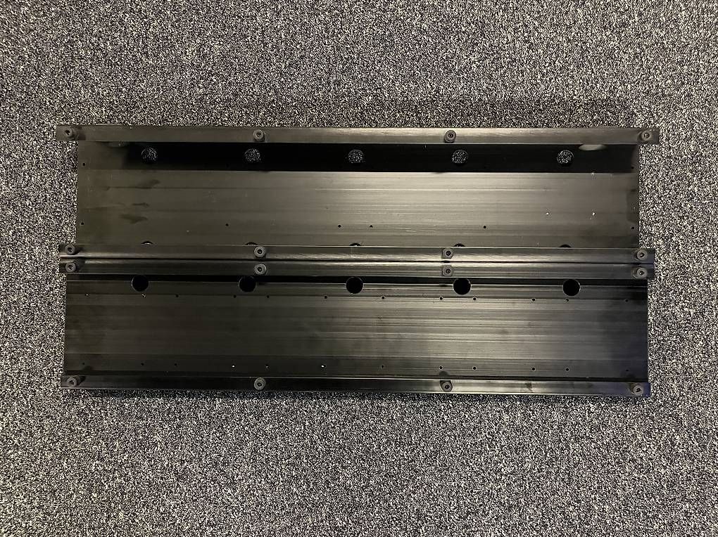 Strumenti musicali: T-REX TONETRUNK PEDALBOARD 70 – Usato da Zürich venduto da Ankawhi 2