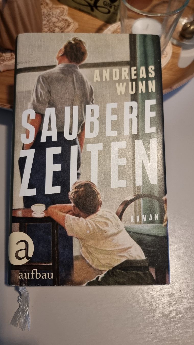 Bücher: Spannender Roman "Saubere Zeiten" Neu – Neu (gemäss Beschreibung) aus Wigoltingen von Zuckerfee84