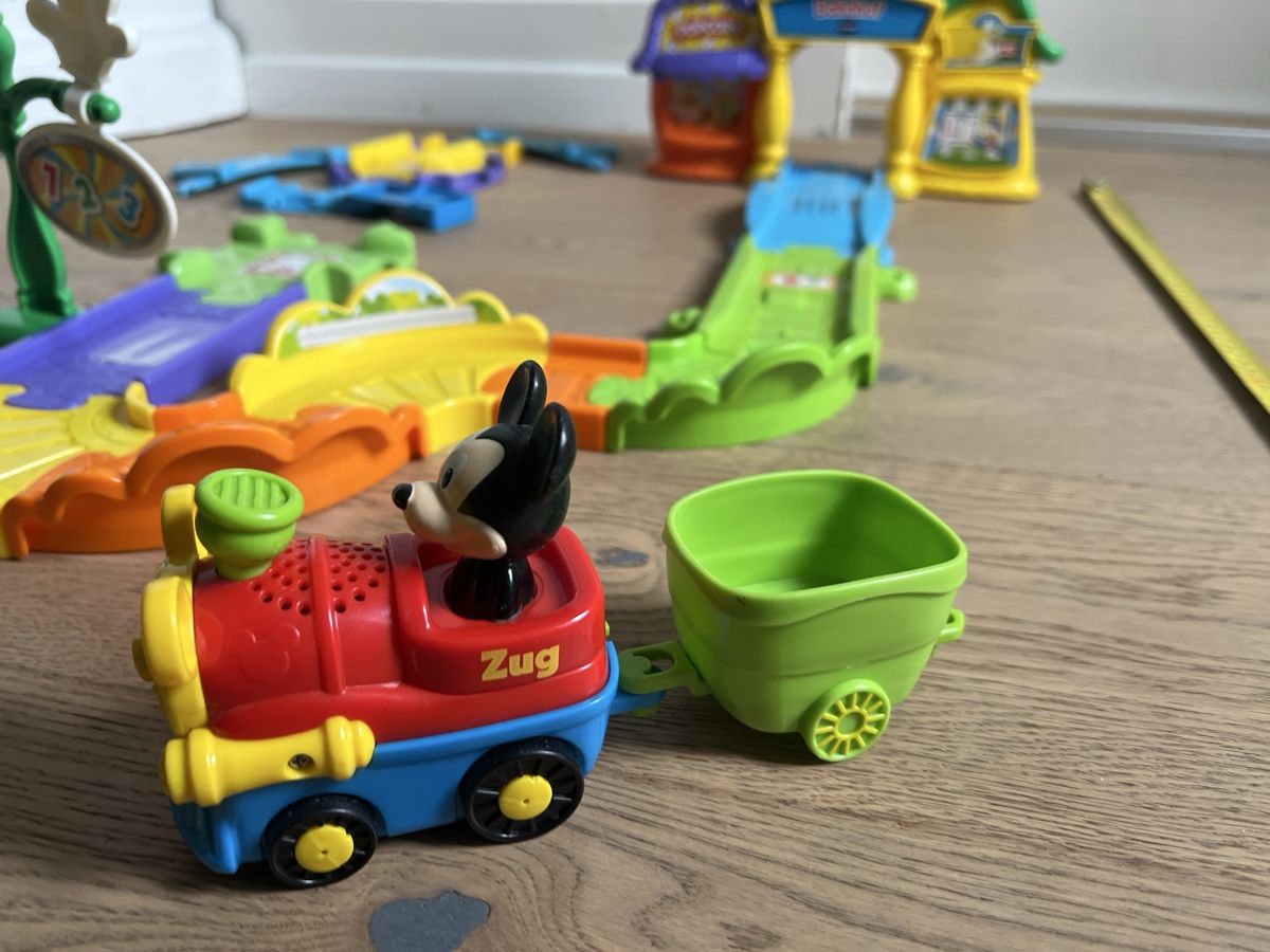 Vtech Jouets: VTech Micky Maus Bahnhof- Zug-Spielset – D'occasion à Oensingen par katepe 6