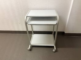 Computertisch mit Rollen