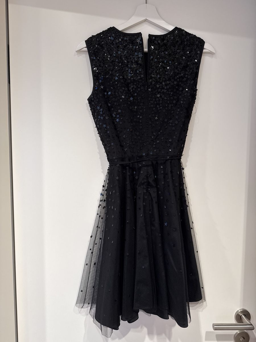 Valentino Vestiti: Red Valentino Kleid – Usato da Vaduz venduto da zoe_wym6 1