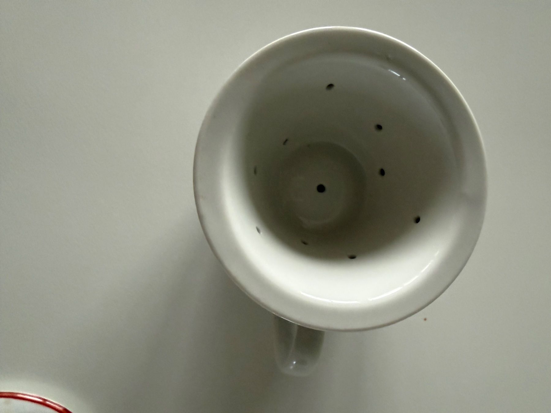 Tazze: Alte Teetasse mit Sieb – Nuovo (secondo la descrizione) da Dällikon venduto da dahi1 3