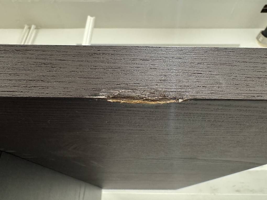 Set di tavolo e panche: Esstisch IKEA BERGSHYTTAN mit 4 Stühlen – Usato da Bern venduto da Karim333 2