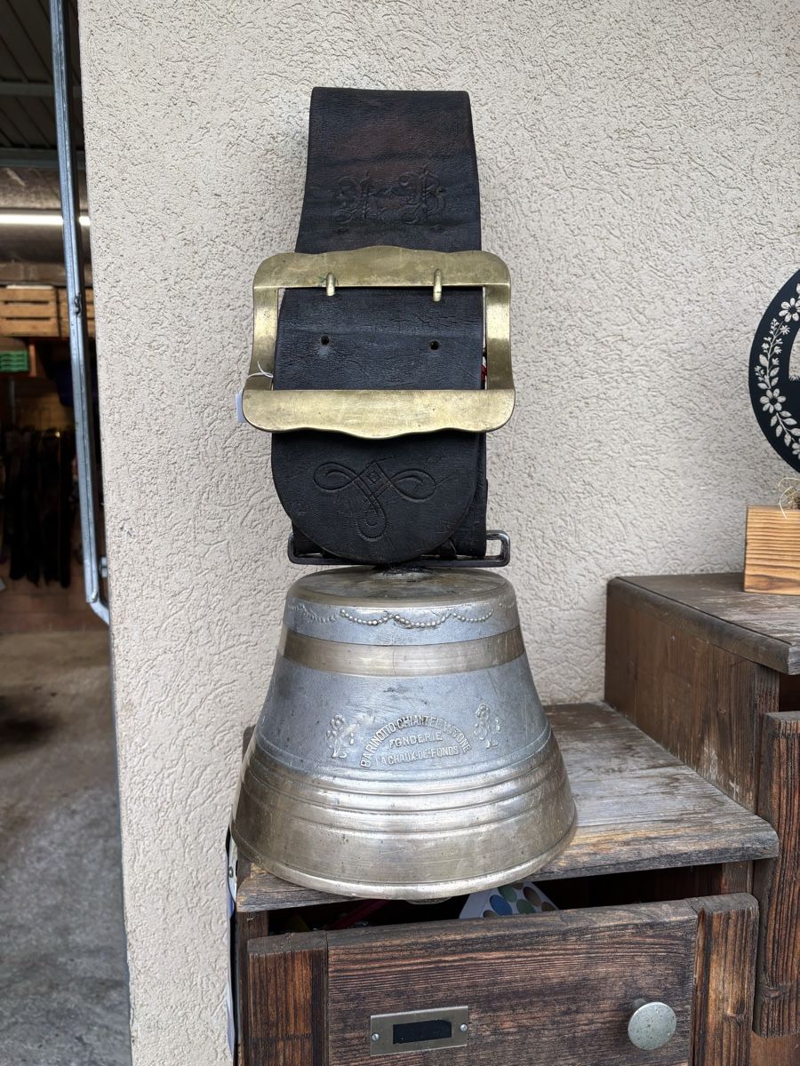 Campanacci mucche: Glocke Barinotto 1983 – Usato da Schangnau venduto da Roseggli82