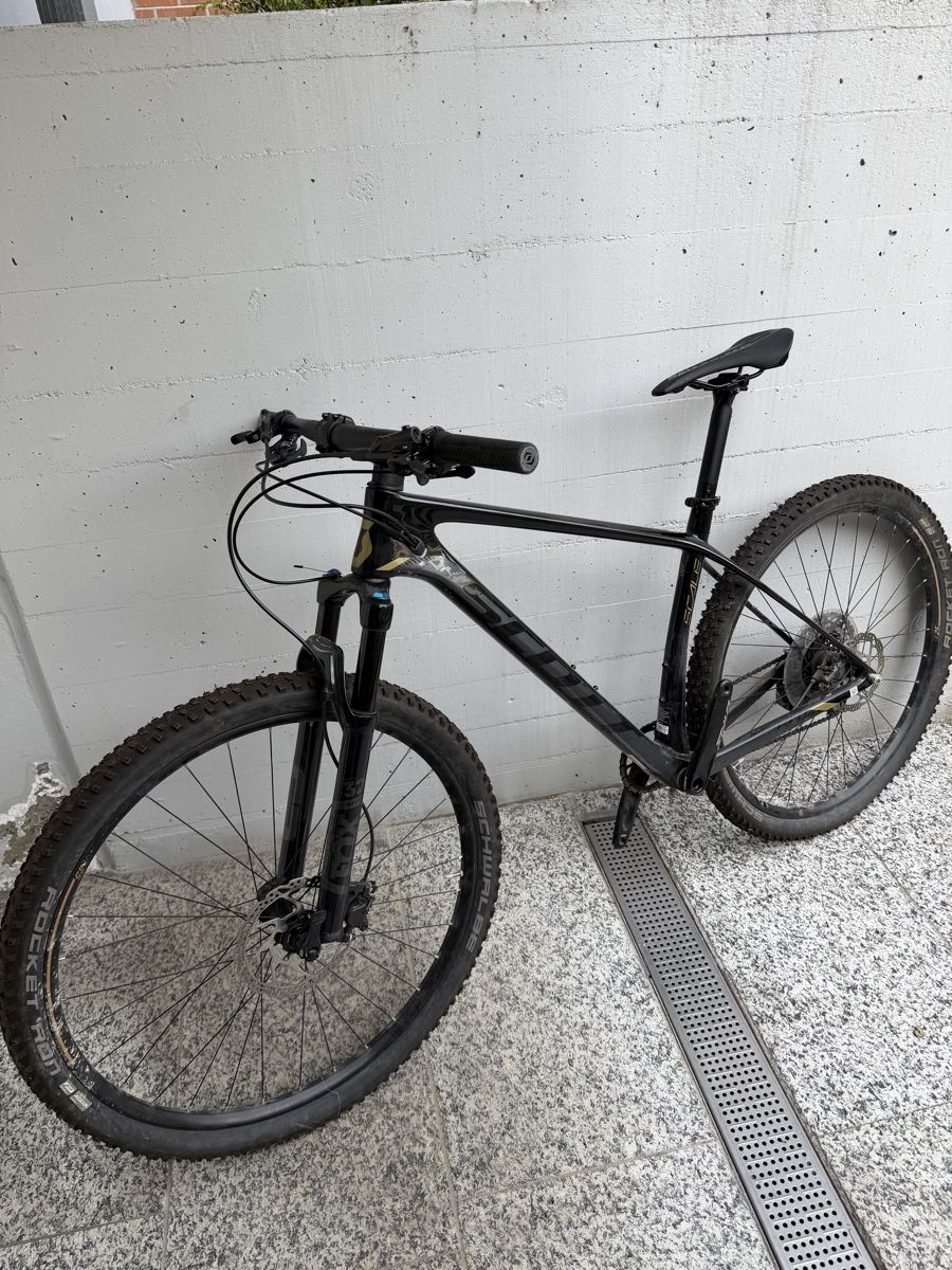Scott Vélos: Scott Scale 920, 2019, Carbon – D'occasion à Reinach BL par sam_99zy