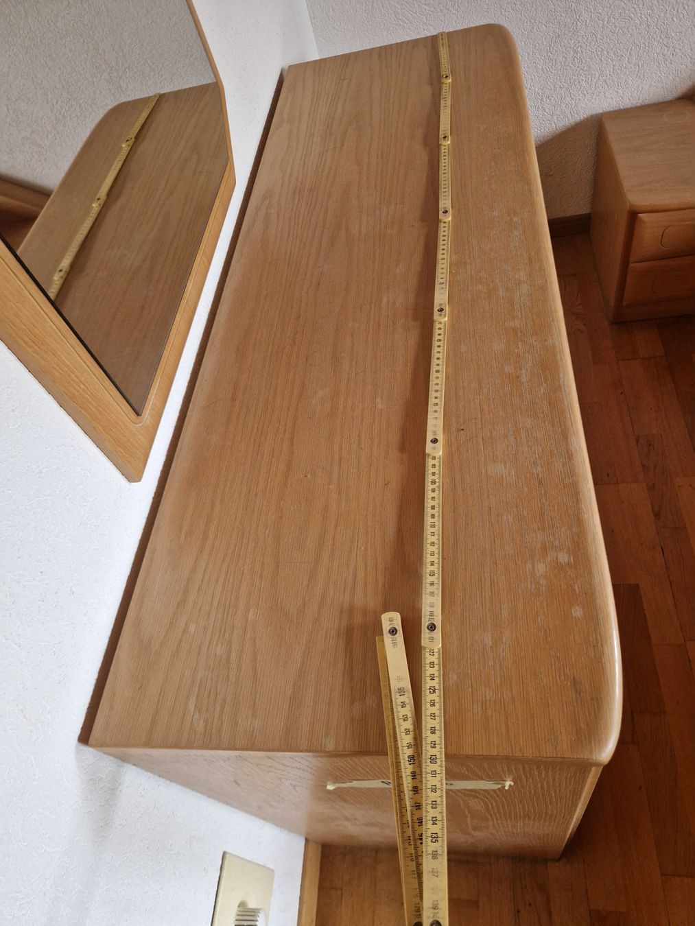 Bico Betten: Schlafzimmermöbel Eiche Massiv Kleiderschrank Kommode Spi... – Gebraucht aus Münsingen von Geeskile 3