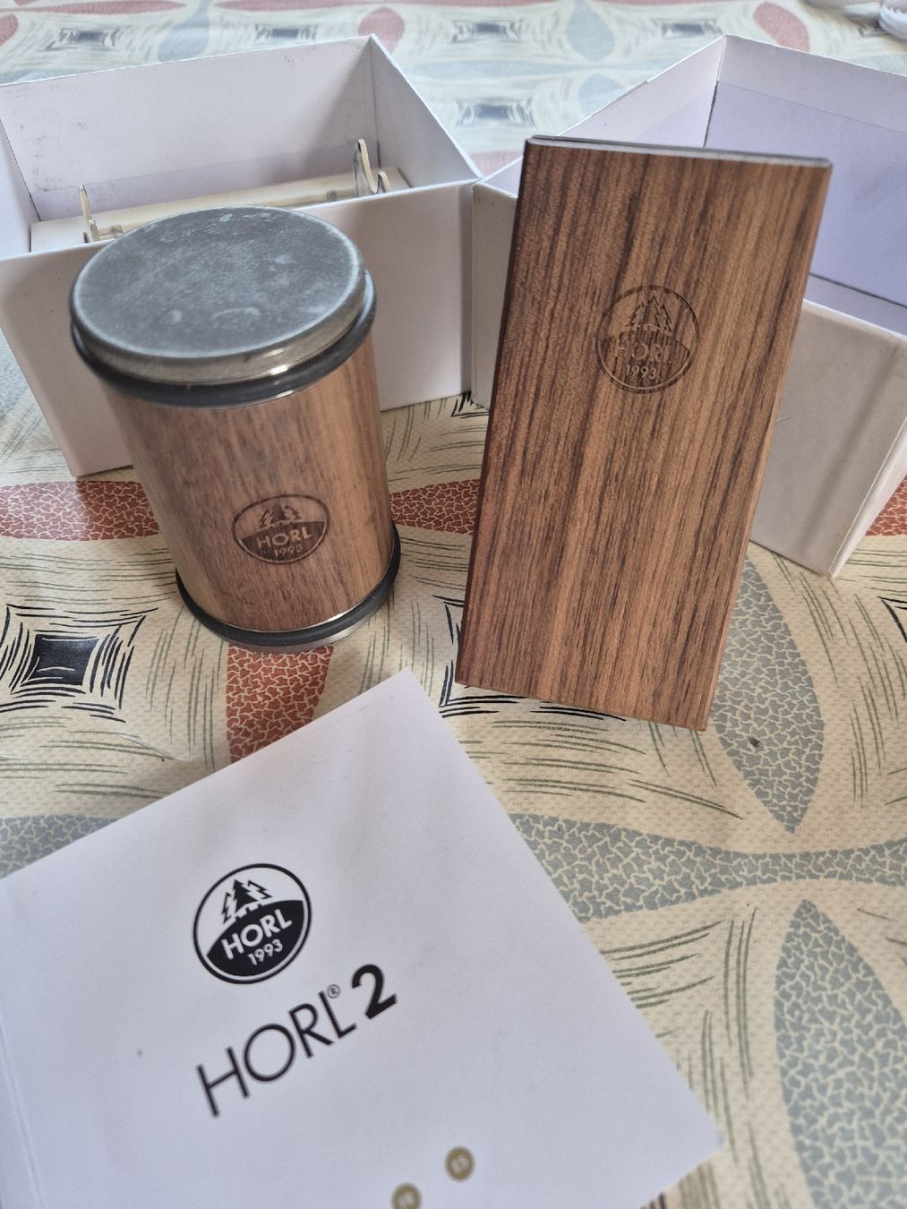 Cucine complete: Horl 2 Messerschärfer Holz  – Usato da Winkel venduto da comeyerli
