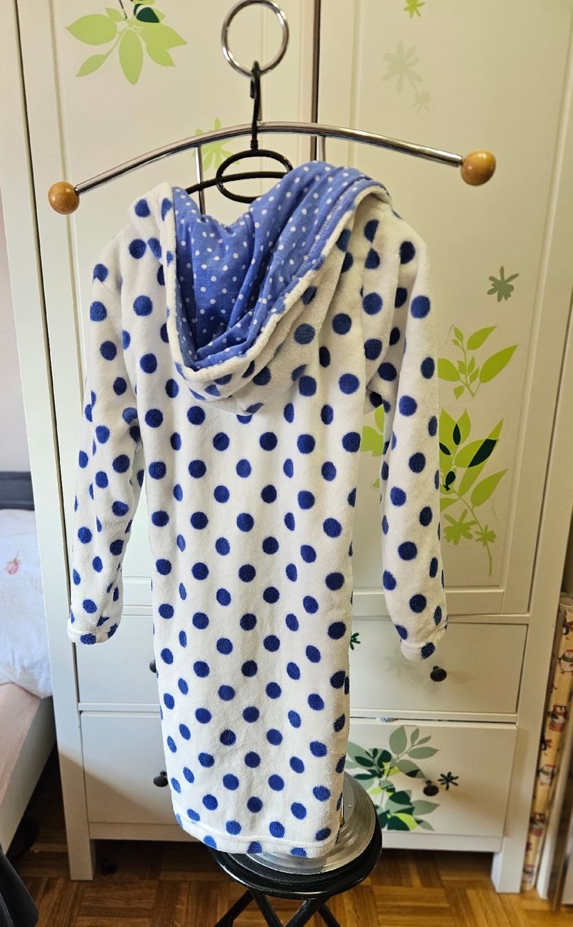 Accappatoi: Peignoir à pois NEW – Nuovo (secondo la descrizione) da Les Acacias venduto da minnie6 2