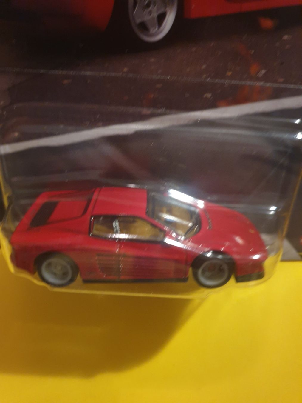 Hot Wheels Voitures modèles: Hot Wheels FERRARI TESTAROSSA – Neuf avec emballage d'origine à Oftringen par Rotor 6