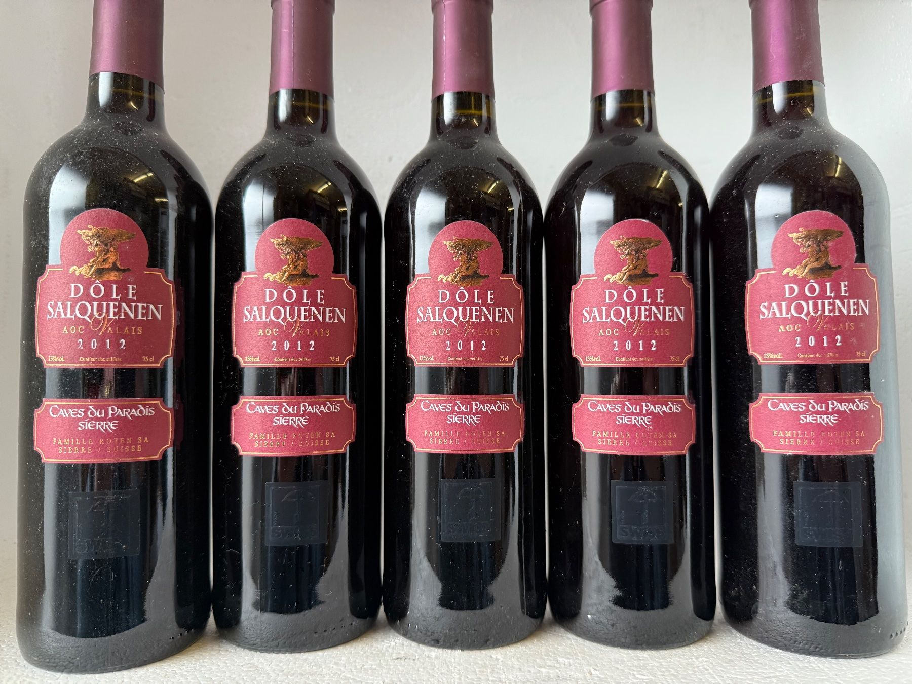 Vino: 5 Flaschen Dole Caves du Paradis AOC 2012 – Nuovo e nell'imballaggio originale da Wöschnau venduto da Vinsale 1