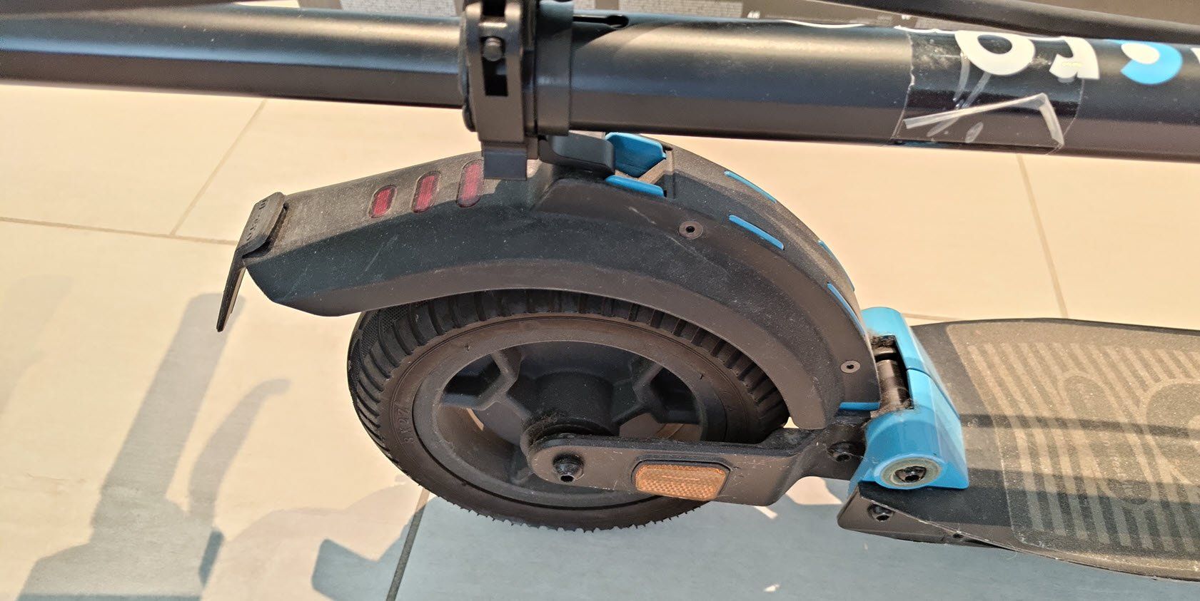 Scooter: Micro Merlin e-Trottinett eTrottinett – Usato da Würenlos venduto da kru_nlw2 2
