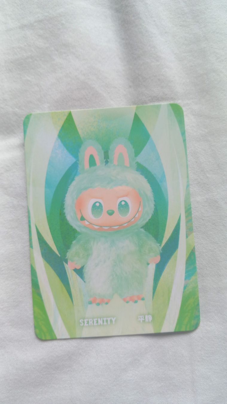 Pop Mart Statuette: Popmart Labubu Big Into Energy Serenity – Usato da Bex venduto da aud_cy2l 2