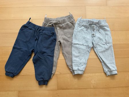 3 Babyhosen, C&A, Set Grösse 86 blau grau beige getragen