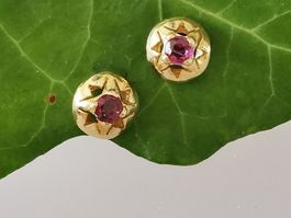750/- Gelbgold Ohrstecker mit echten Rubinen