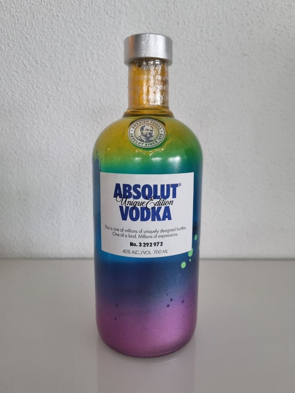 Absolut Vodka Bevande alcoliche: Absolut Vodka Unique, Limited Edition – Nuovo e nell'imballaggio originale da St. Erhard venduto da ITR1727 1