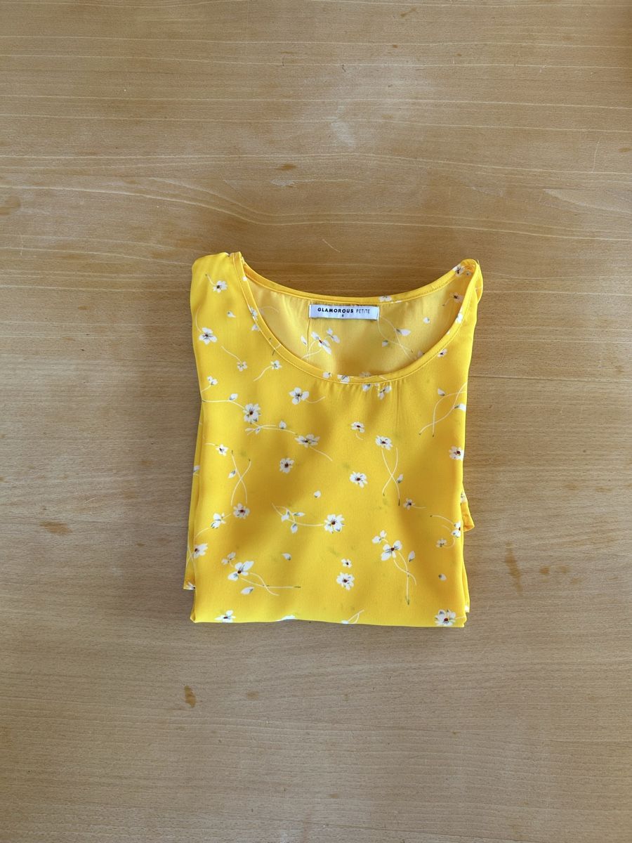 Vestiti: Robe d'été fluide, jaune à fleurs blanches – Nuovo (secondo la descrizione) da Ardon venduto da cam_f86l 1