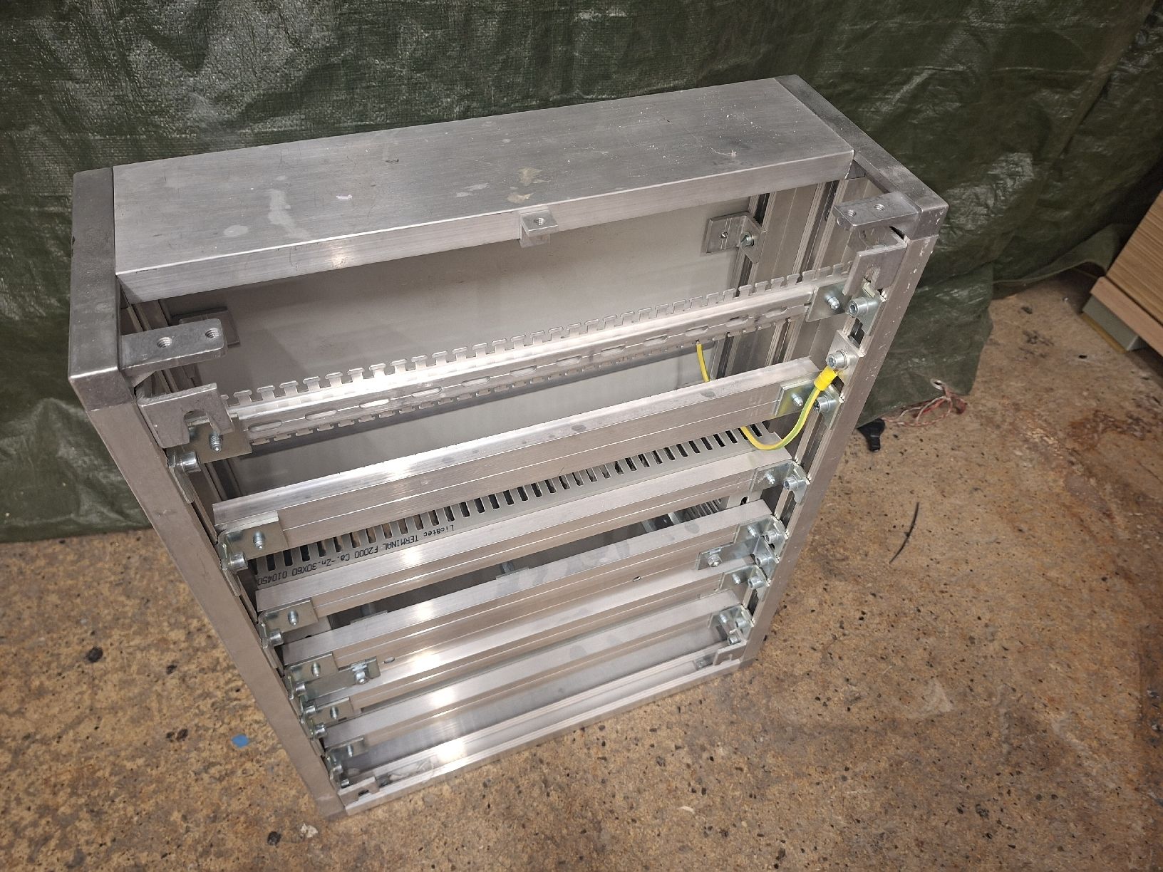 Alimentazione elettrica: Ap Verteiler Elektro Verteilung 40x50cm  – Usato da Neunkirch venduto da MaElekt 3