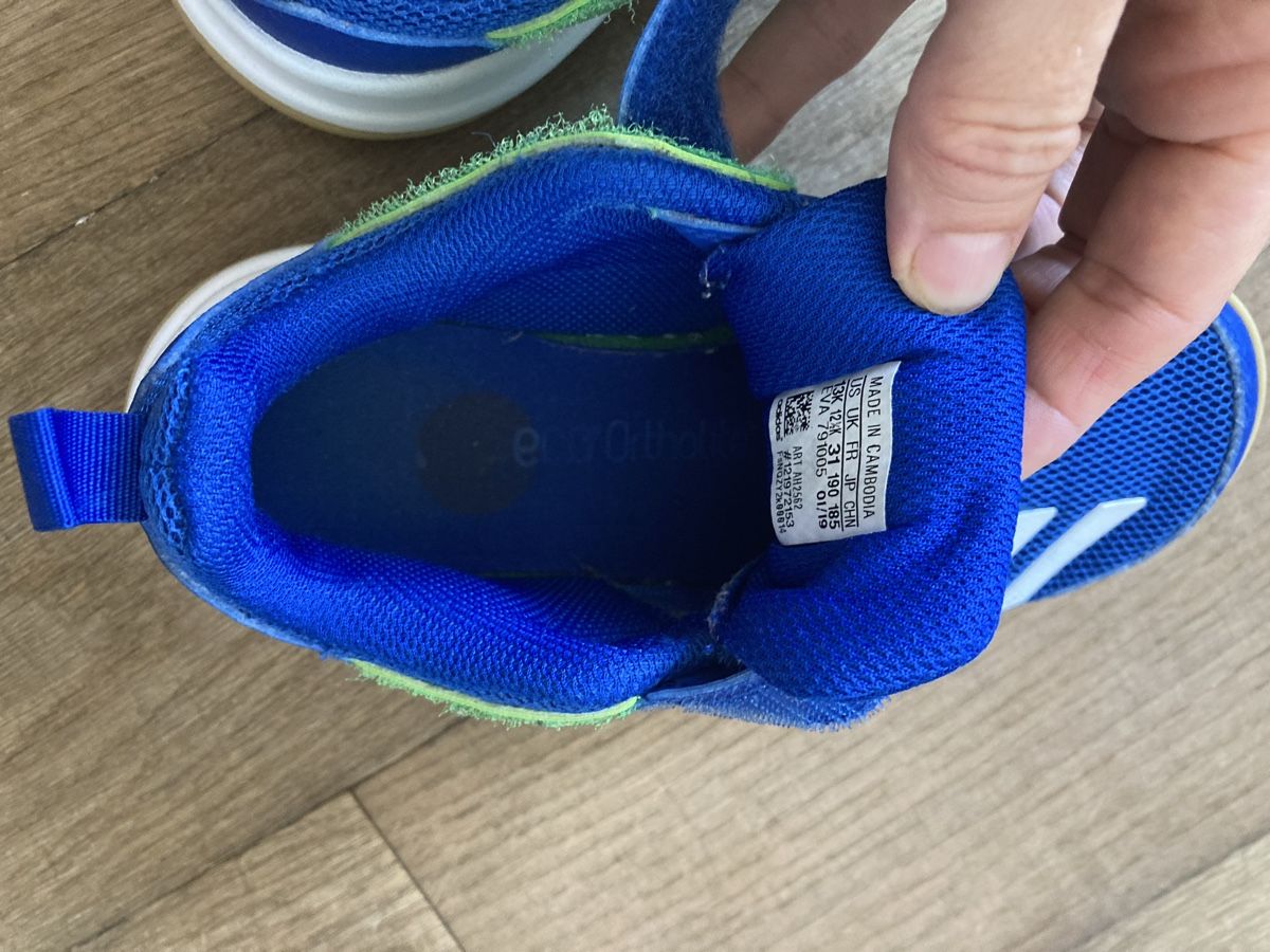 Adidas Scarpe per ragazzi: Adidas Hallenschuh Gr. 31 – Usato da Uznach venduto da galadriel2009 3