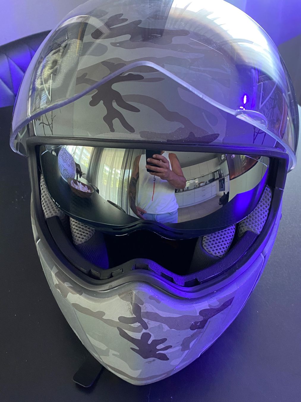 Caschi & visiere: Motorradhelm Streetfighter – Usato da Däniken SO venduto da jai_6k9q 1