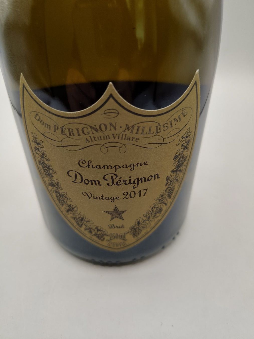 Dom Pérignon Spirituosen: Dom Pérignong - Champagne Vintage 2017 – Neu und originalverpackt aus Dällikon von Retouren_Resale 1