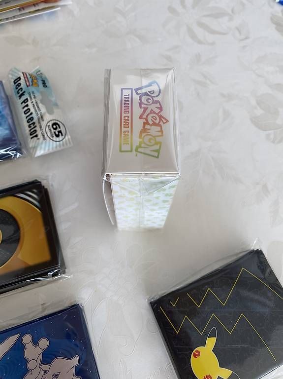 Cartoline: Pokémon Card Sleeves – Usato da Lyss venduto da DeaDiLuna 4