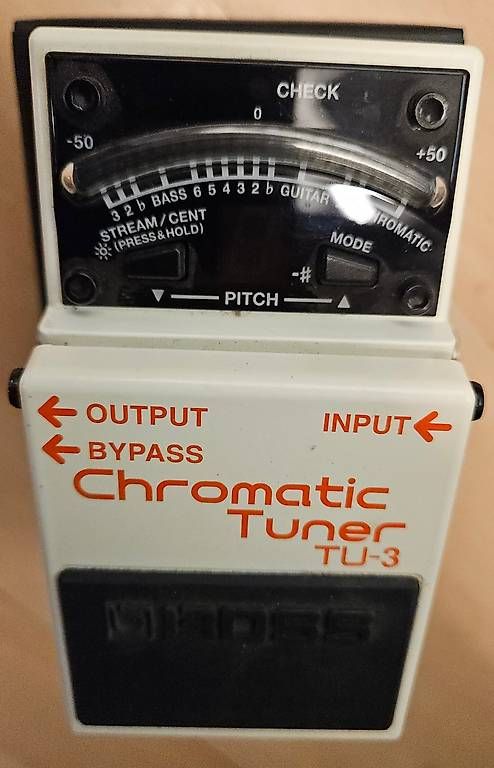 Strumenti musicali: BOSS Tuner TU-3 – Usato da Rorschach venduto da Crossfire34343