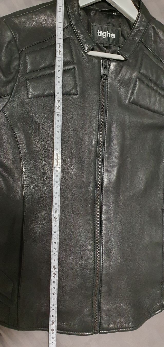 Giacche: Tigha Lederjacke schwarz, Gr. L – Usato da Möriken AG venduto da Katze110 4