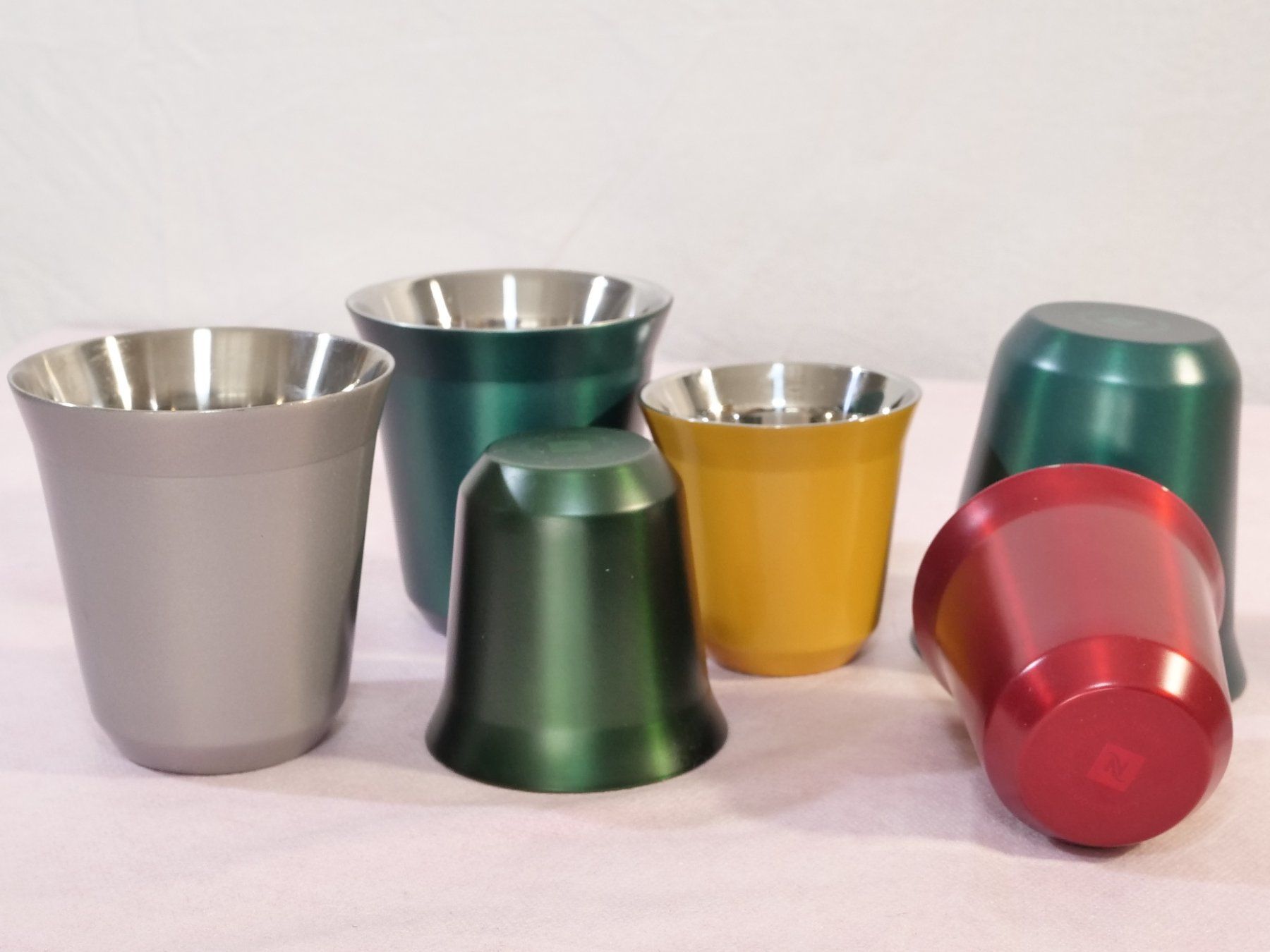 Nespresso Tassen: Nespresso- Becher 3x Kaffee plus 3x Espresso – Gebraucht aus Lustmühle von Glatisant 6