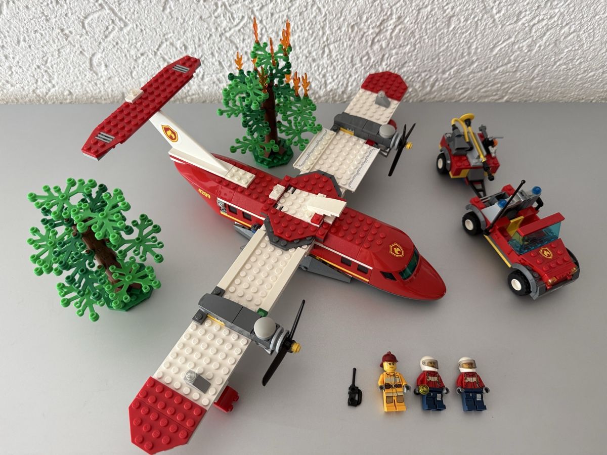 Lego Kit di costruzioni: Lego City Nr. 4209 – Usato da Embrach venduto da Tischplatte 2