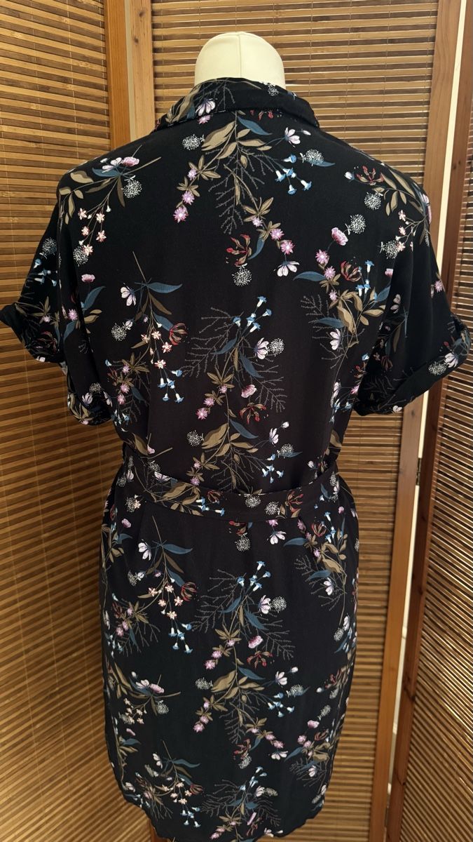 Vero Moda Robes: Kleid Vero Moda 38 – D'occasion à Gümligen par morticiaaddams 1