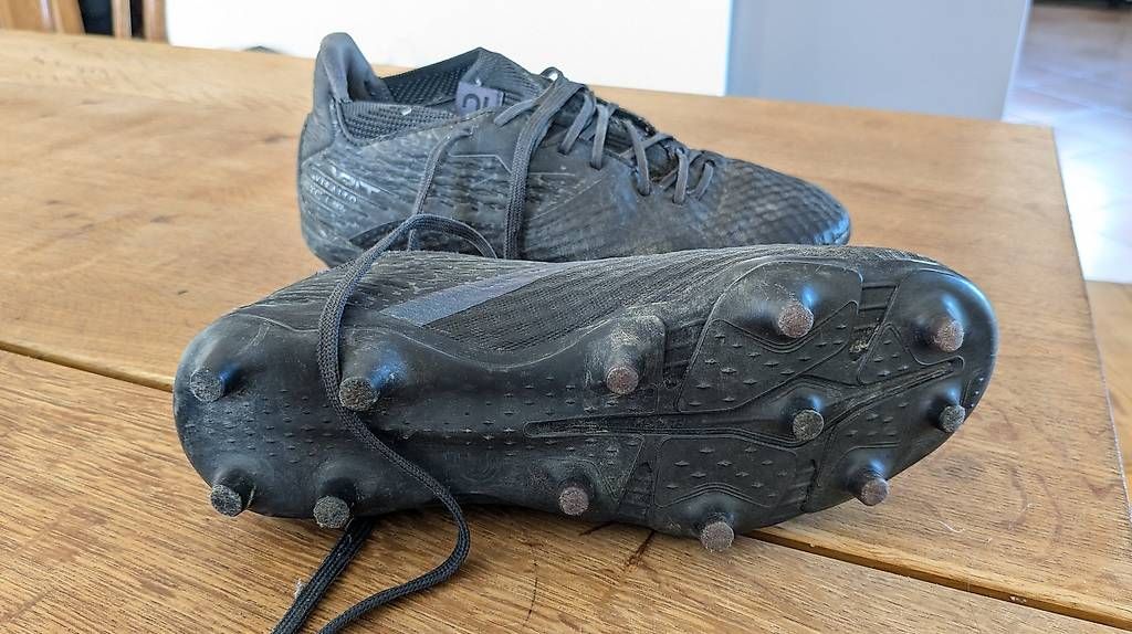 Scarpe da uomo: Chaussure de Foot taille 39 – Usato da Renens VD venduto da arochat 1