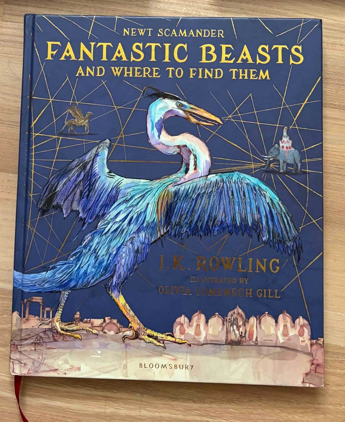 Libri: Fantastic Beasts & Where to Find Them - Illustrated/Hardback – Nuovo (secondo la descrizione) da Lausanne venduto da eeplank
