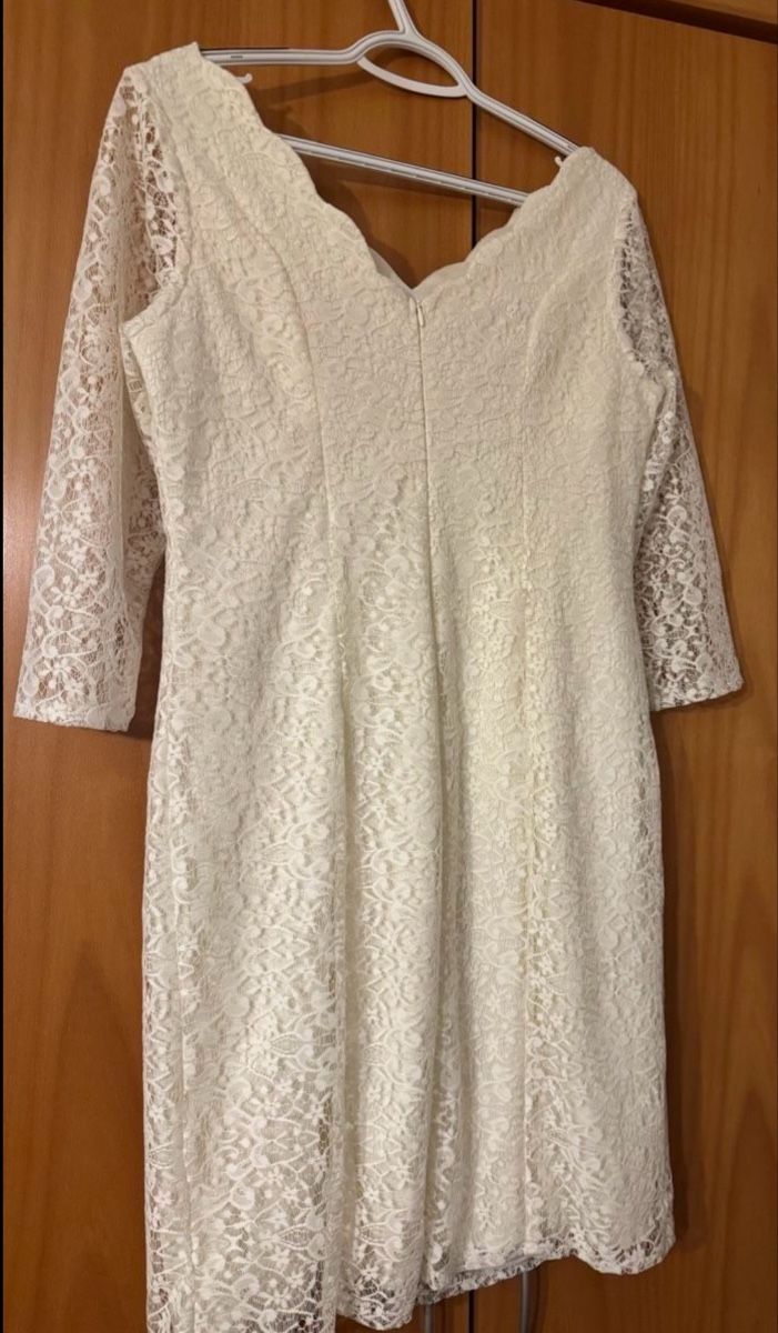 Kleider: Festkleid – Neu (gemäss Beschreibung) aus Wetzikon ZH von sil_gxd6 4